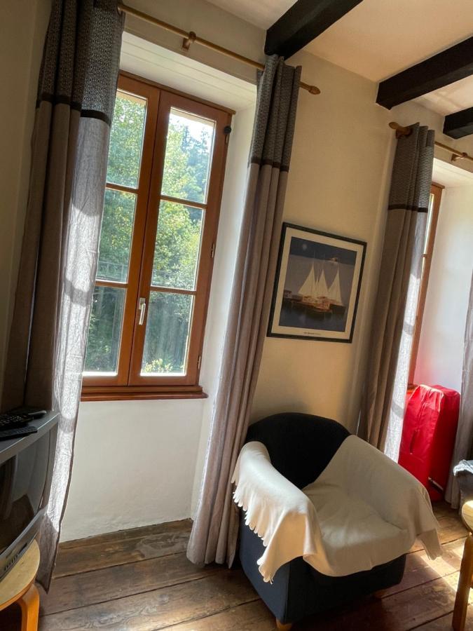 Maison Du Viaduc Du Bout De La Ville Lescouet-Jugon 外观 照片